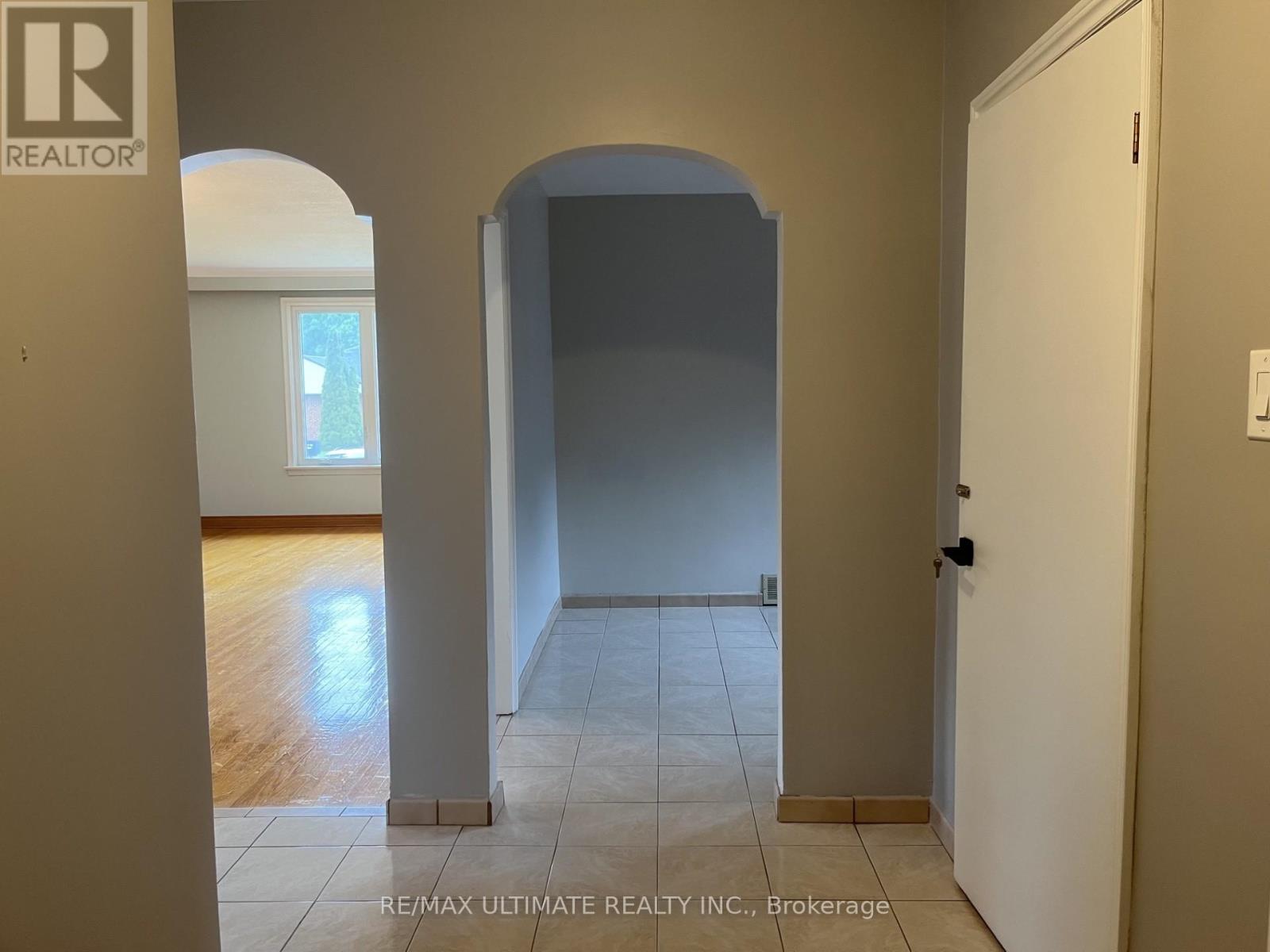 Main - 65 Exbury Road, Toronto, Ontario  M3M 1P9 - Photo 13 - W13205872