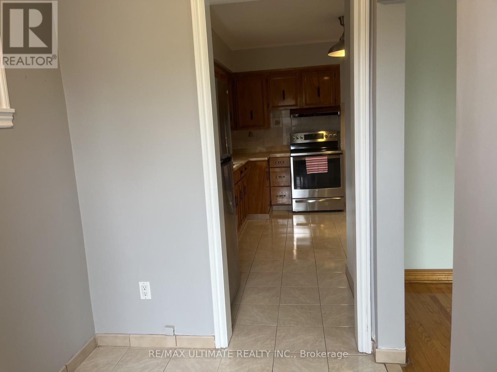 Main - 65 Exbury Road, Toronto, Ontario  M3M 1P9 - Photo 6 - W13205872