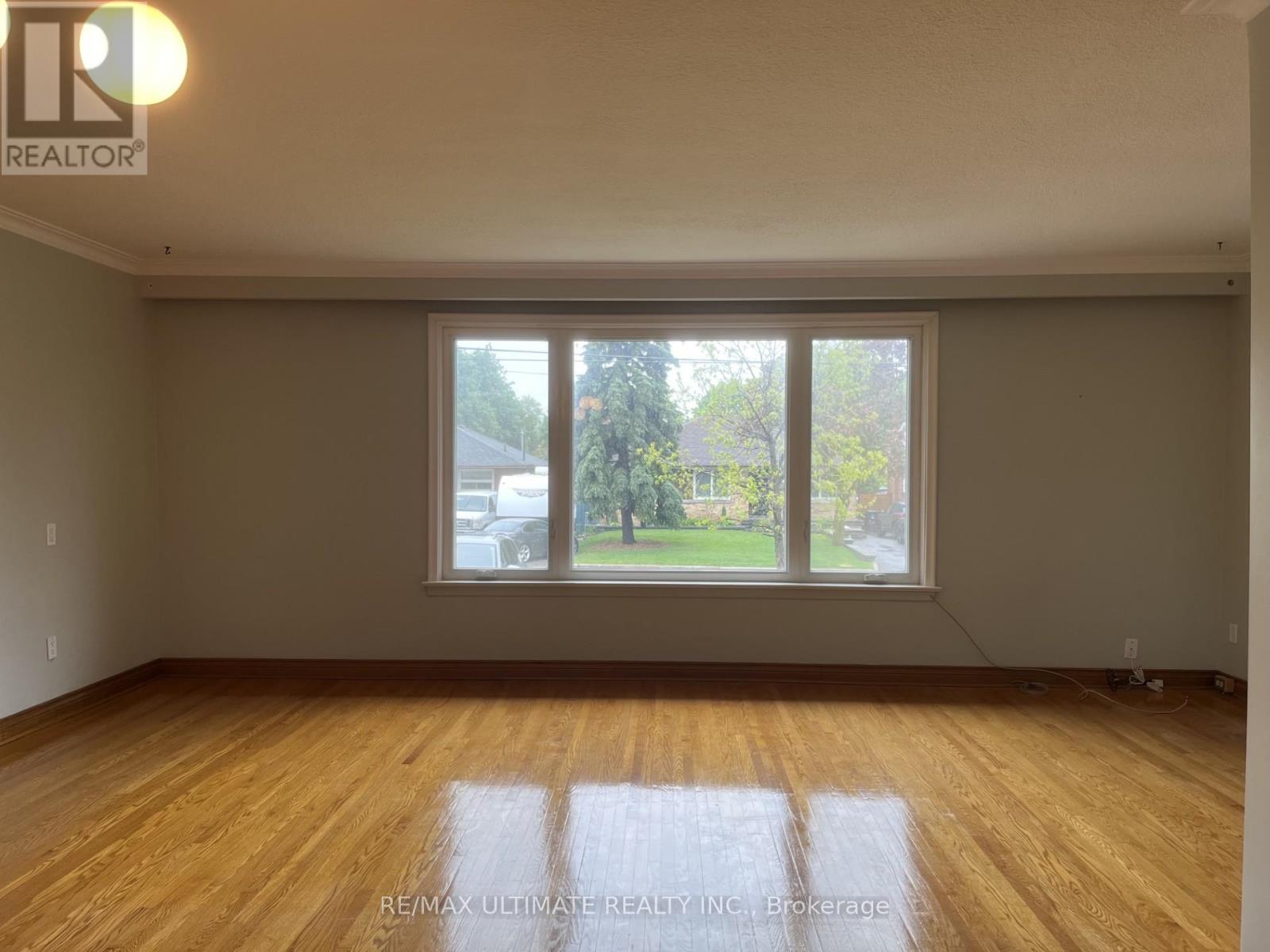 Main - 65 Exbury Road, Toronto, Ontario  M3M 1P9 - Photo 9 - W13205872