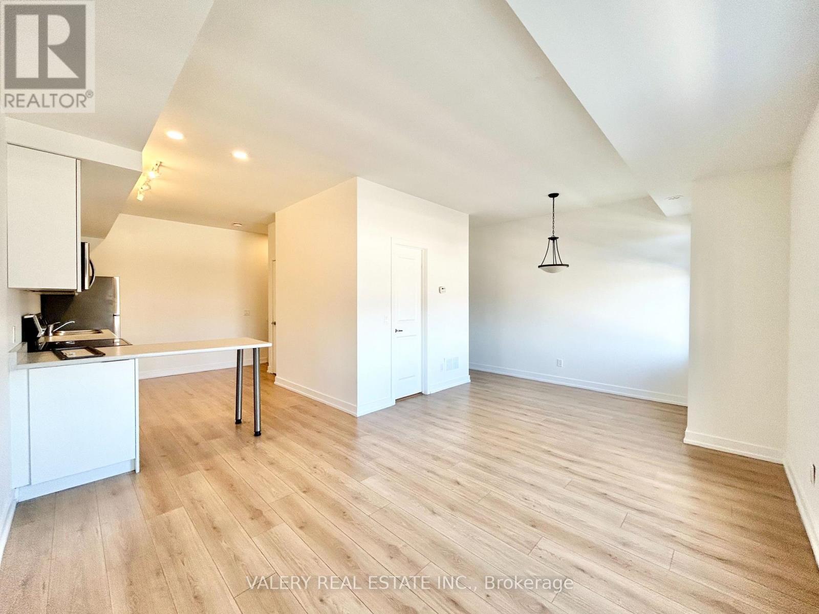 323 - 3078 Sixth Line, Oakville, Ontario  L6M 1P8 - Photo 16 - W13205876
