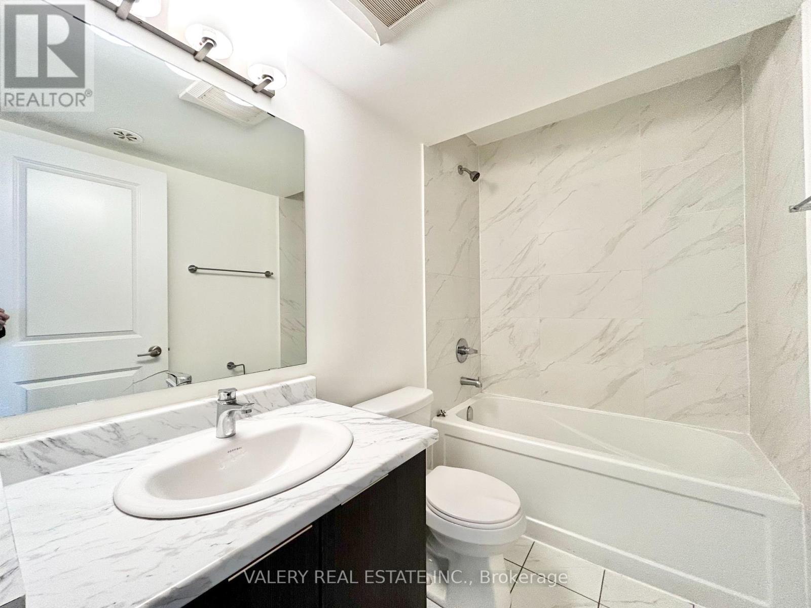 323 - 3078 Sixth Line, Oakville, Ontario  L6M 1P8 - Photo 8 - W13205876
