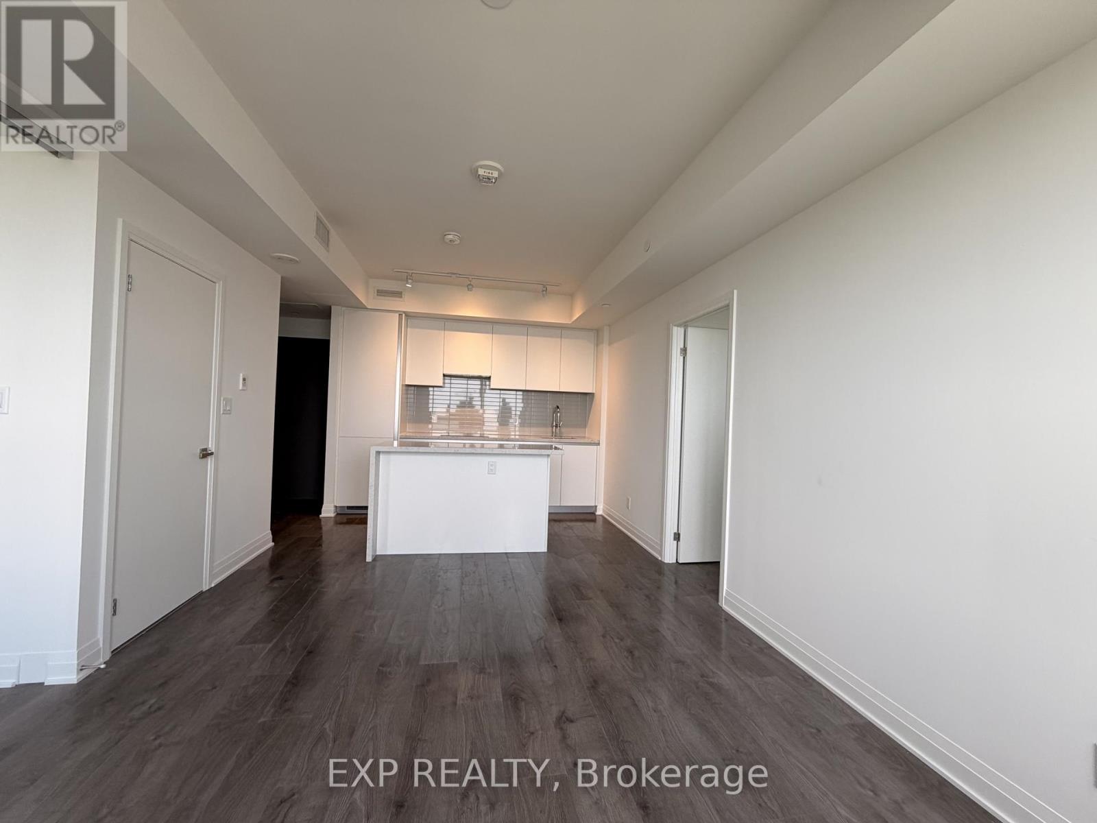 5903 - 4015 The Exchange, Mississauga, Ontario  L5B 0N9 - Photo 11 - W13205918