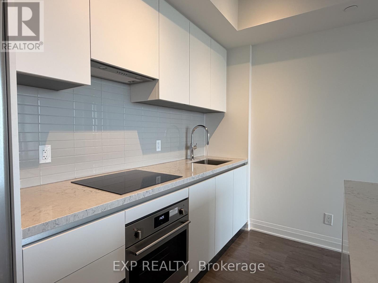 5903 - 4015 The Exchange, Mississauga, Ontario  L5B 0N9 - Photo 15 - W13205918