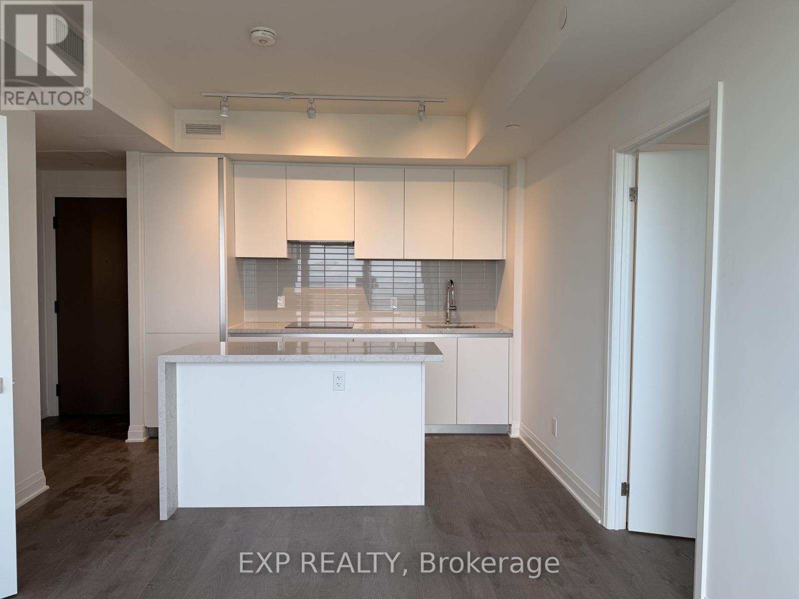 5903 - 4015 The Exchange, Mississauga, Ontario  L5B 0N9 - Photo 19 - W13205918