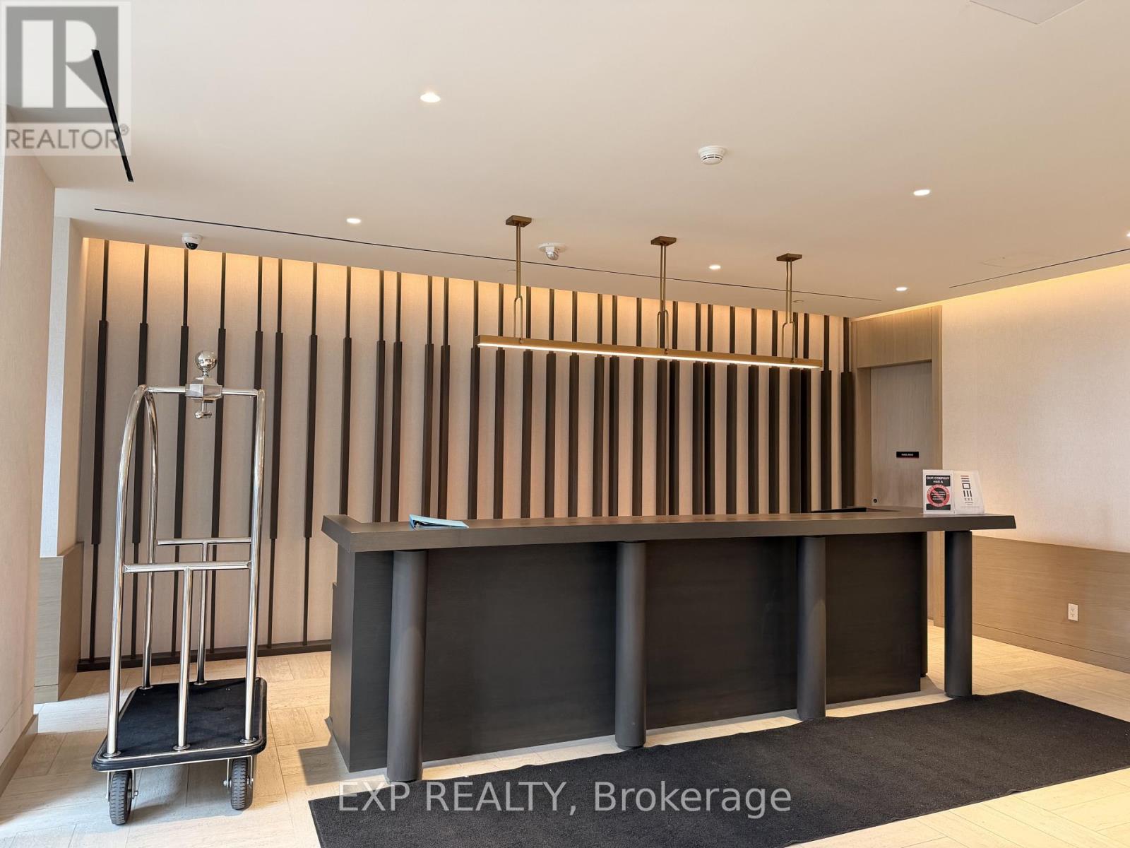 5903 - 4015 The Exchange, Mississauga, Ontario  L5B 0N9 - Photo 5 - W13205918