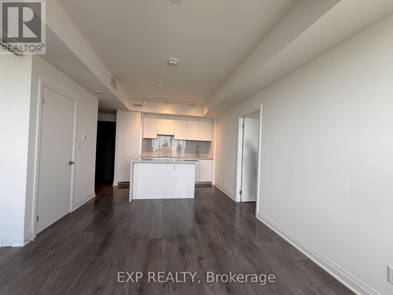 5903 - 4015 The Exchange, Mississauga, Ontario  L5B 0N9 - Photo 9 - W13205918