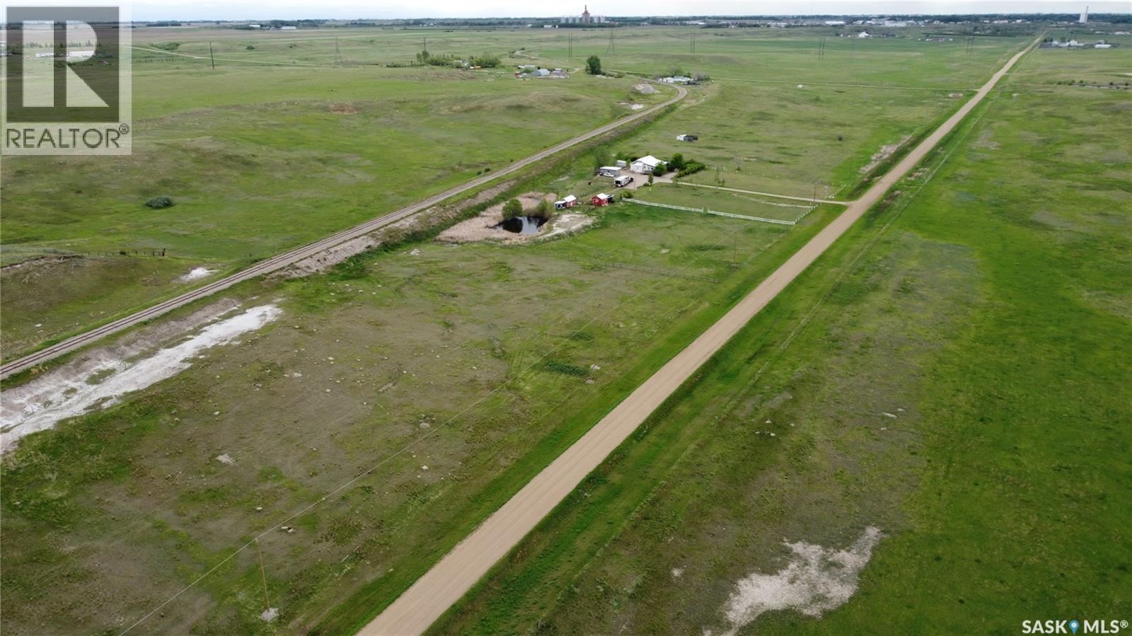 Estevan Acreage 18.6 Acres, Estevan, Saskatchewan  S4A 2A3 - Photo 5 - SK037248