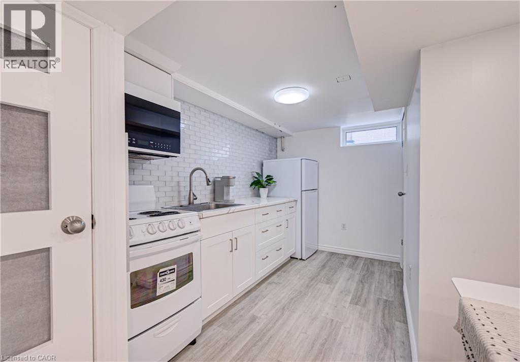 152 Clark Avenue, Kitchener, Ontario  N2C 1Y5 - Photo 33 - 40832977