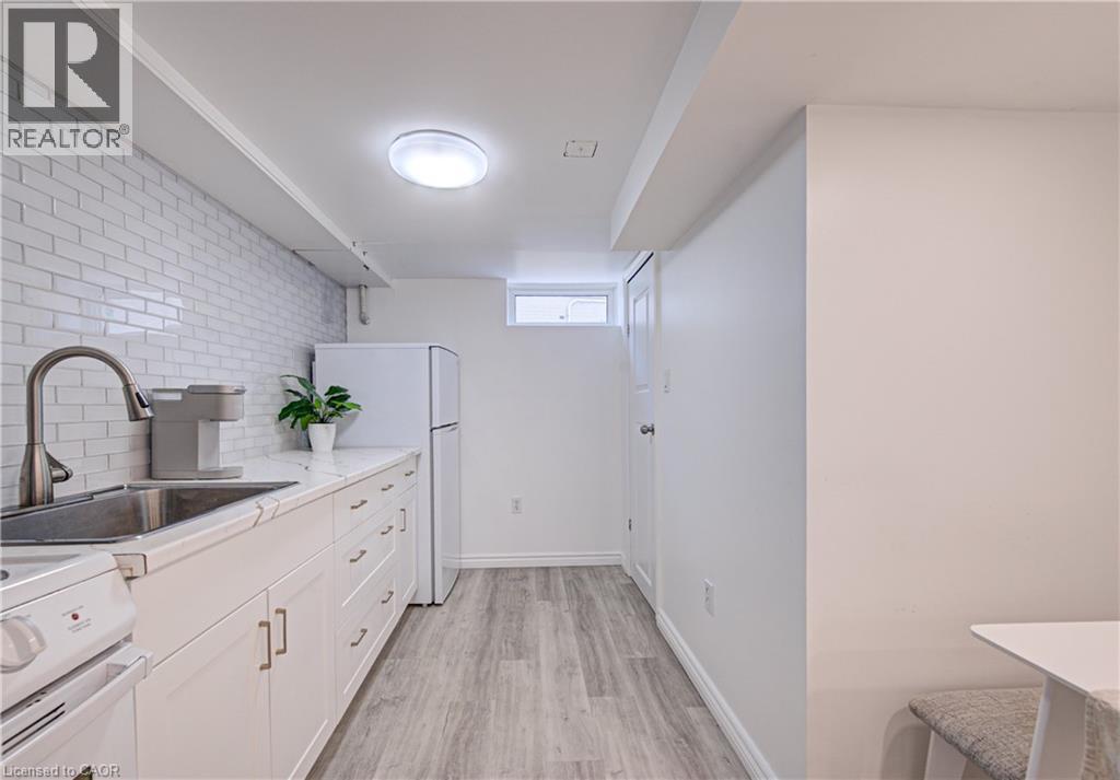 152 Clark Avenue, Kitchener, Ontario  N2C 1Y5 - Photo 34 - 40832977