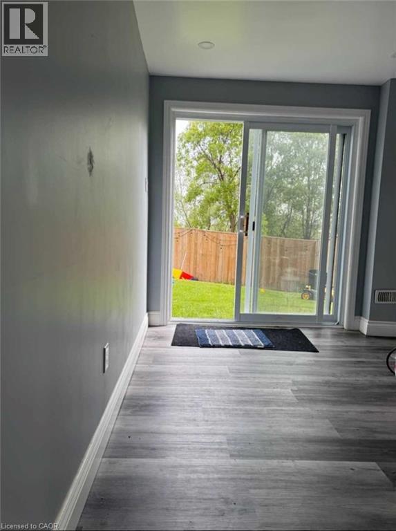 952 Dunnigan Court Unit# Lower, Kitchener, Ontario  N2B 0A8 - Photo 3 - 40828384