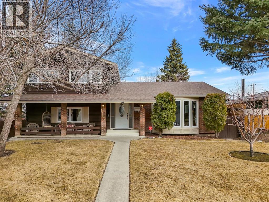 1102 Lake Christina Way SE, Calgary, Alberta  T2J 2R3 - Photo 1 - A2296764