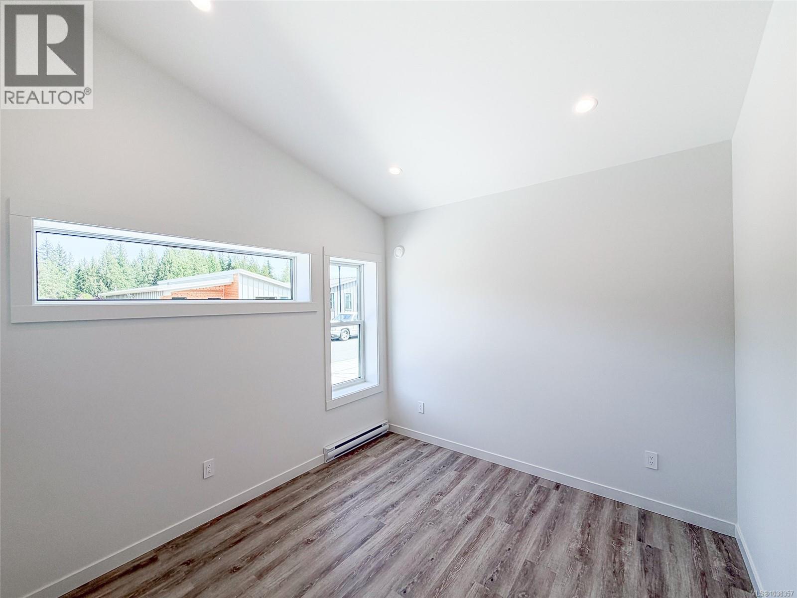 31 3025 Royston Rd, Cumberland, British Columbia  V0R 1S0 - Photo 13 - 1038357