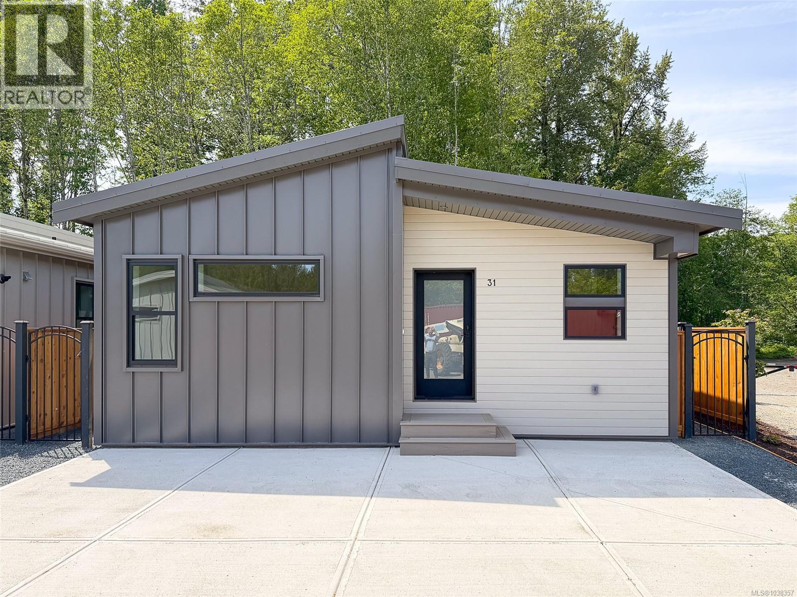 31 3025 Royston Rd, Cumberland, British Columbia  V0R 1S0 - Photo 1 - 1038357