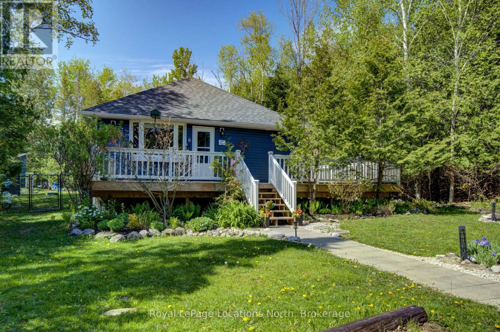 2 MAPLEWOOD DRIVE, Tiny, Ontario