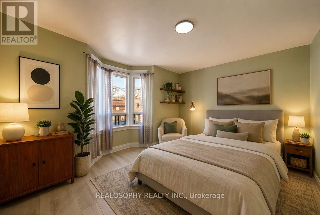 865 Pape Avenue, Toronto, Ontario  M4K 3T7 - Photo 13 - E13046864