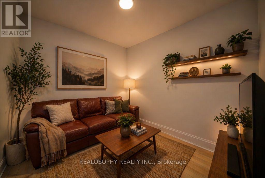 865 Pape Avenue, Toronto, Ontario  M4K 3T7 - Photo 9 - E13046864