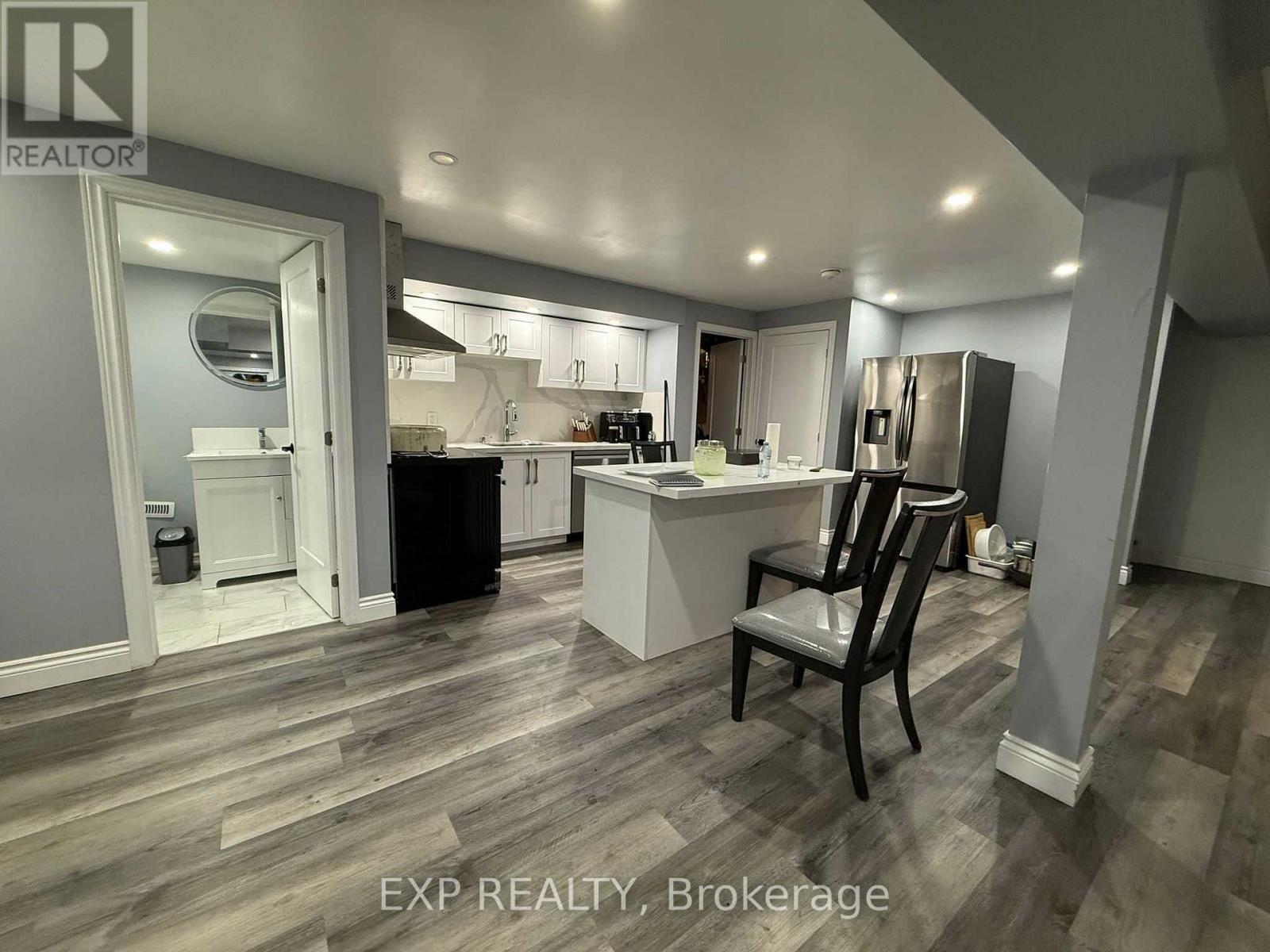 Lower - 952 Dunnigan Court, Kitchener, Ontario  N2B 0A8 - Photo 5 - X13132046