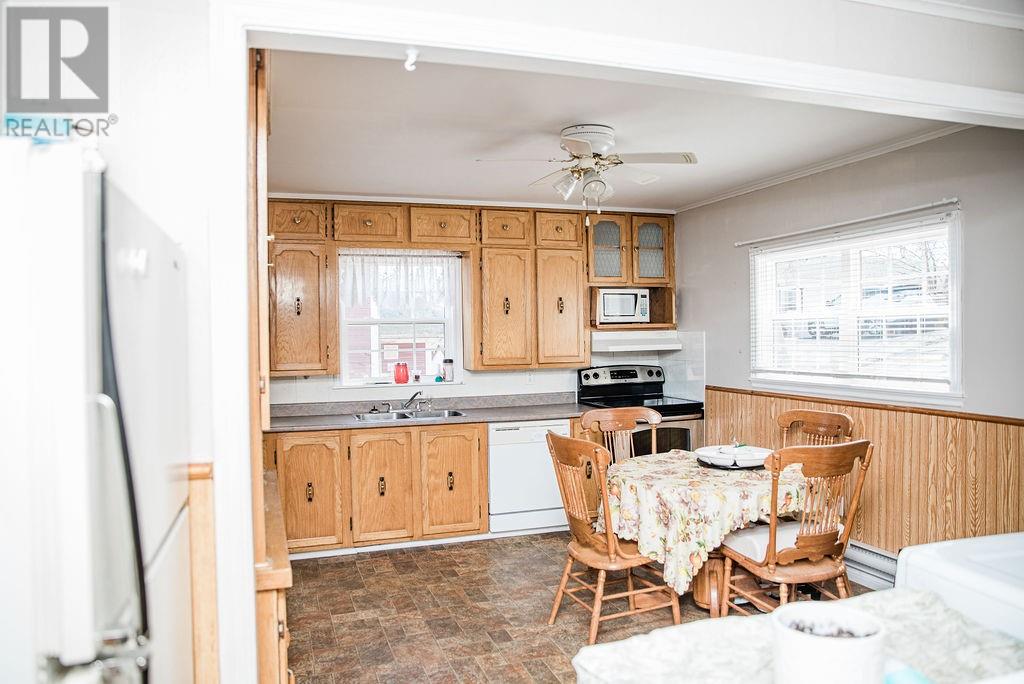 28 Fort Louis Road, Jerseyside, Newfoundland & Labrador A0B 2G0 - Photo 6 - 1296192