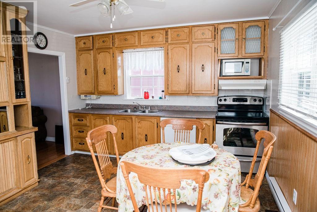 28 Fort Louis Road, Jerseyside, Newfoundland & Labrador A0B 2G0 - Photo 4 - 1296192