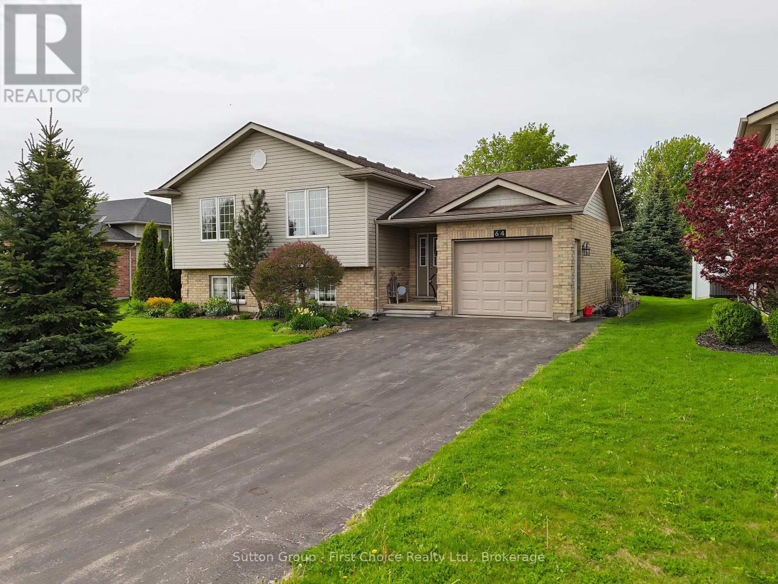 64 Park Lane, West Perth (Mitchell), Ontario  N0K 1N0 - Photo 2 - X13205996