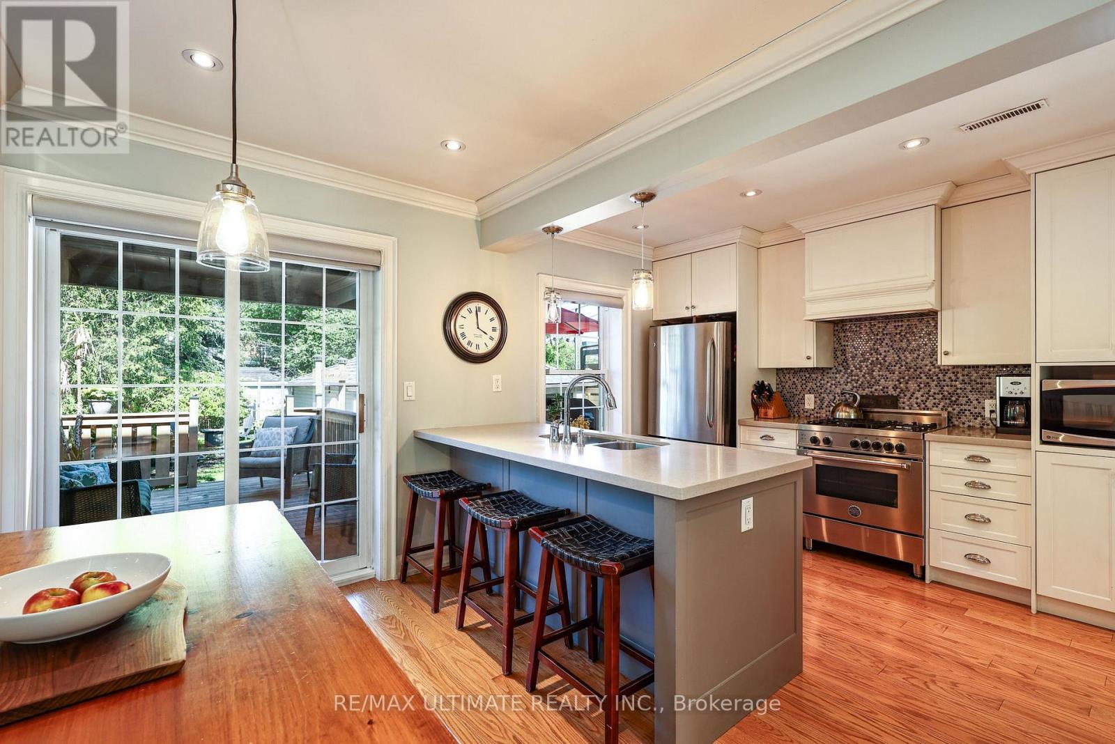 503 Sutherland Drive, Toronto, Ontario  M4G 1K9 - Photo 18 - C13205964