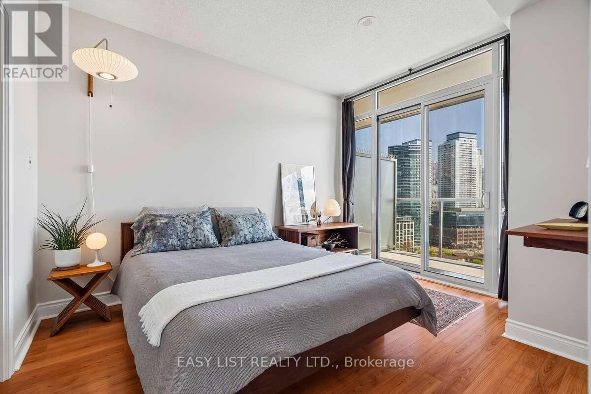 1701 - 90 Stadium Road, Toronto, Ontario  M5V 3W5 - Photo 18 - C13205970