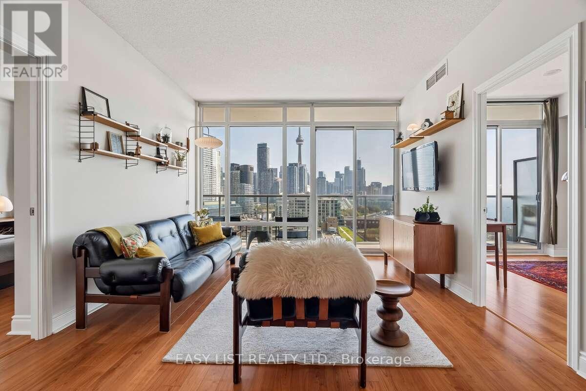 1701 - 90 Stadium Road, Toronto, Ontario  M5V 3W5 - Photo 3 - C13205970