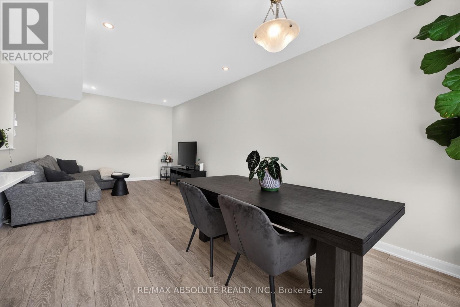 912 Lixnaw Court, Ottawa, Ontario  K2C 3H2 - Photo 17 - X13205974