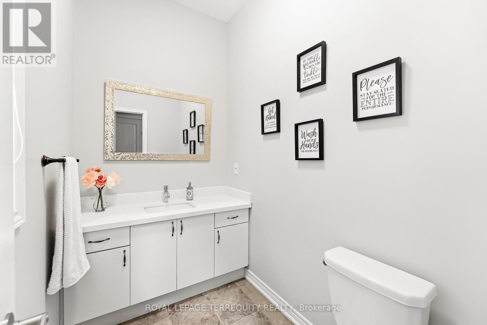 144 Underwood Drive, Whitby, Ontario  L1M 0K9 - Photo 6 - E13205982