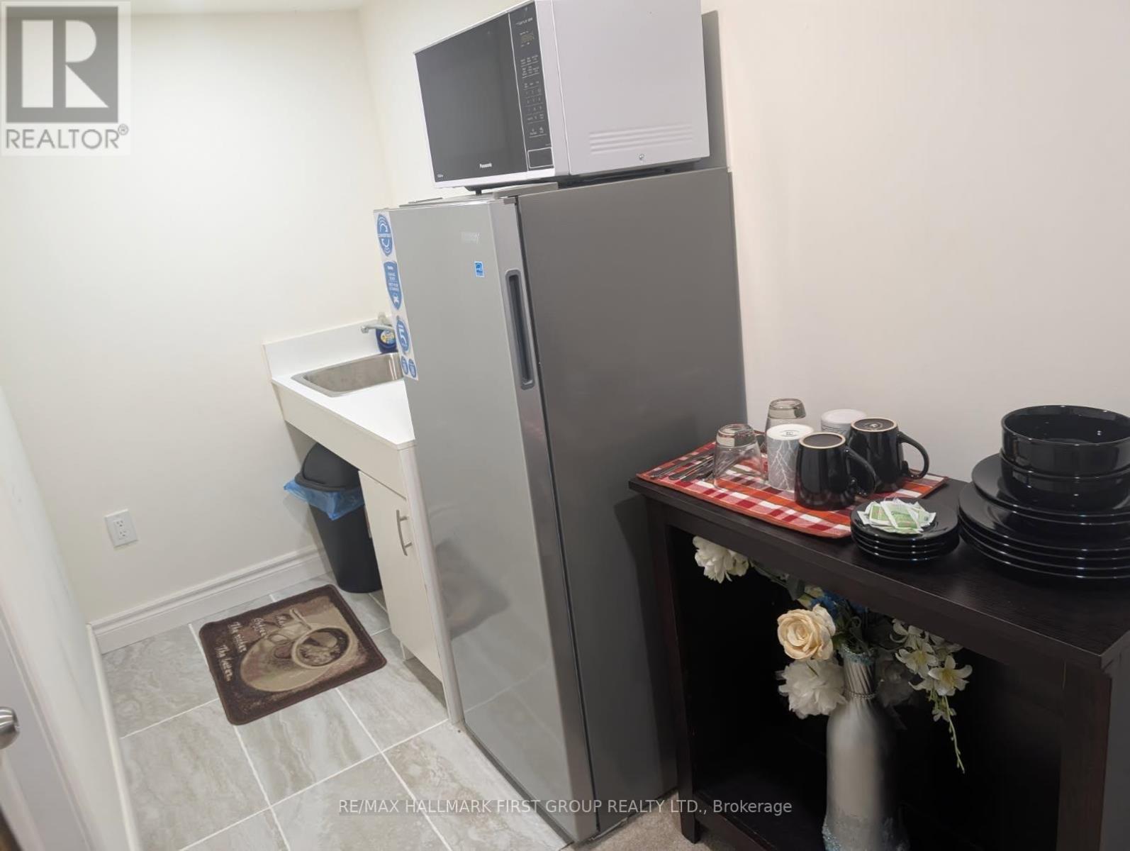 1210 Jim Brewster Circle, Oshawa, Ontario  L1K 0A3 - Photo 12 - E13205998