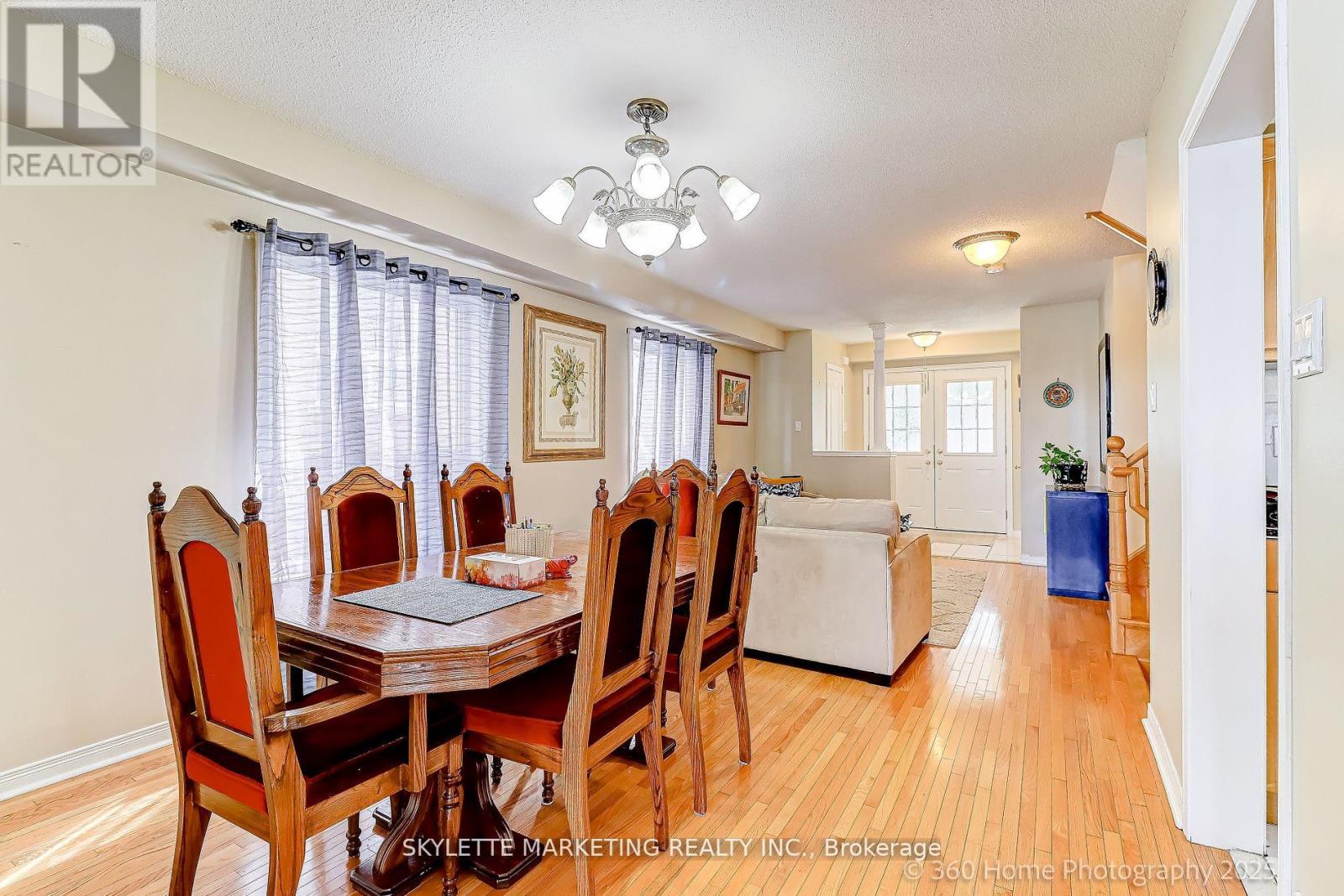 199 Kayla Crescent, Vaughan, Ontario  L6A 3P4 - Photo 9 - N13205932