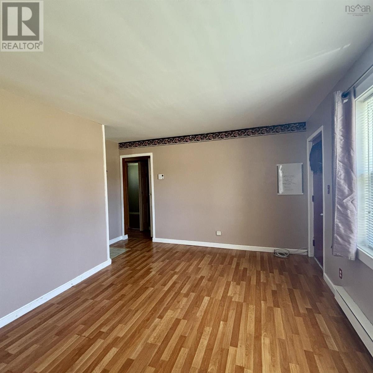 777 Forsyth Street, New Waterford, Nova Scotia  B1H 2Y6 - Photo 11 - 202606696