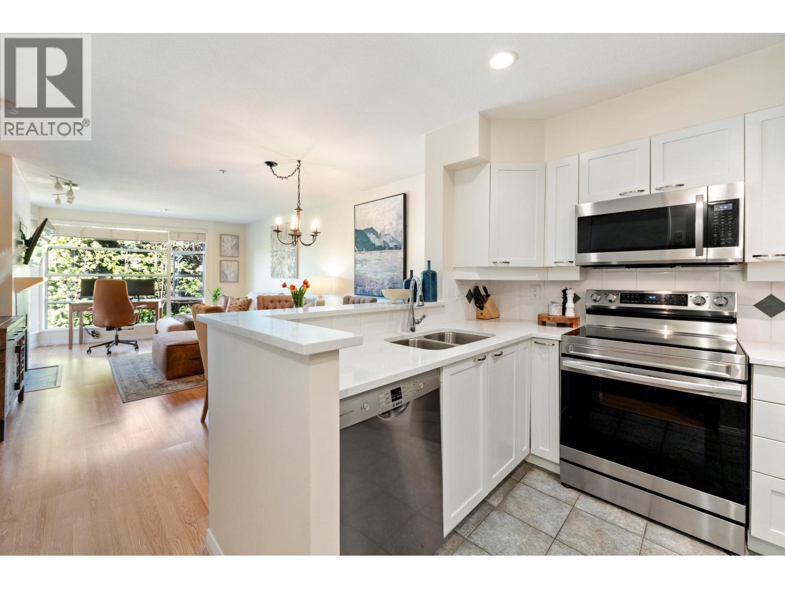 304 2525 W 4th Avenue, Vancouver, British Columbia  V6K 1P5 - Photo 10 - R3128941