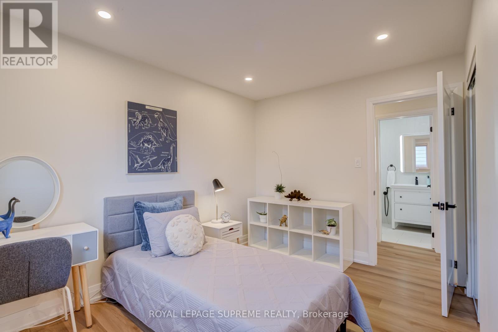 143 Voltarie Crescent, Mississauga, Ontario  L5A 2A5 - Photo 23 - W13206002