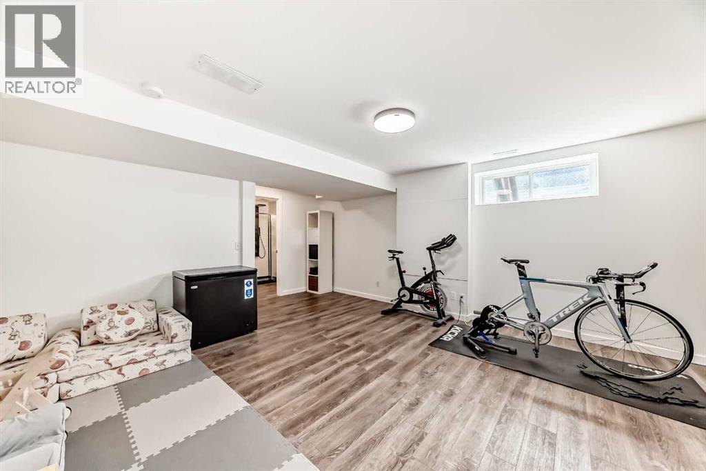 153 Cougarstone Place Sw, Calgary, Alberta  T3H 4W8 - Photo 19 - A2312795