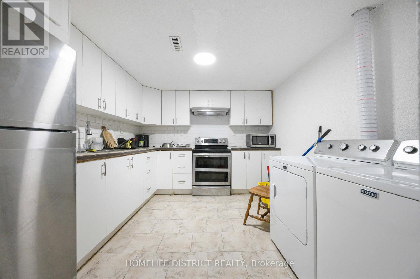 579 Sheppard Avenue, Pickering, Ontario  L1V 1G1 - Photo 16 - E13205460