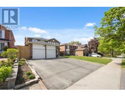 579 SHEPPARD AVENUE, Pickering, Ontario