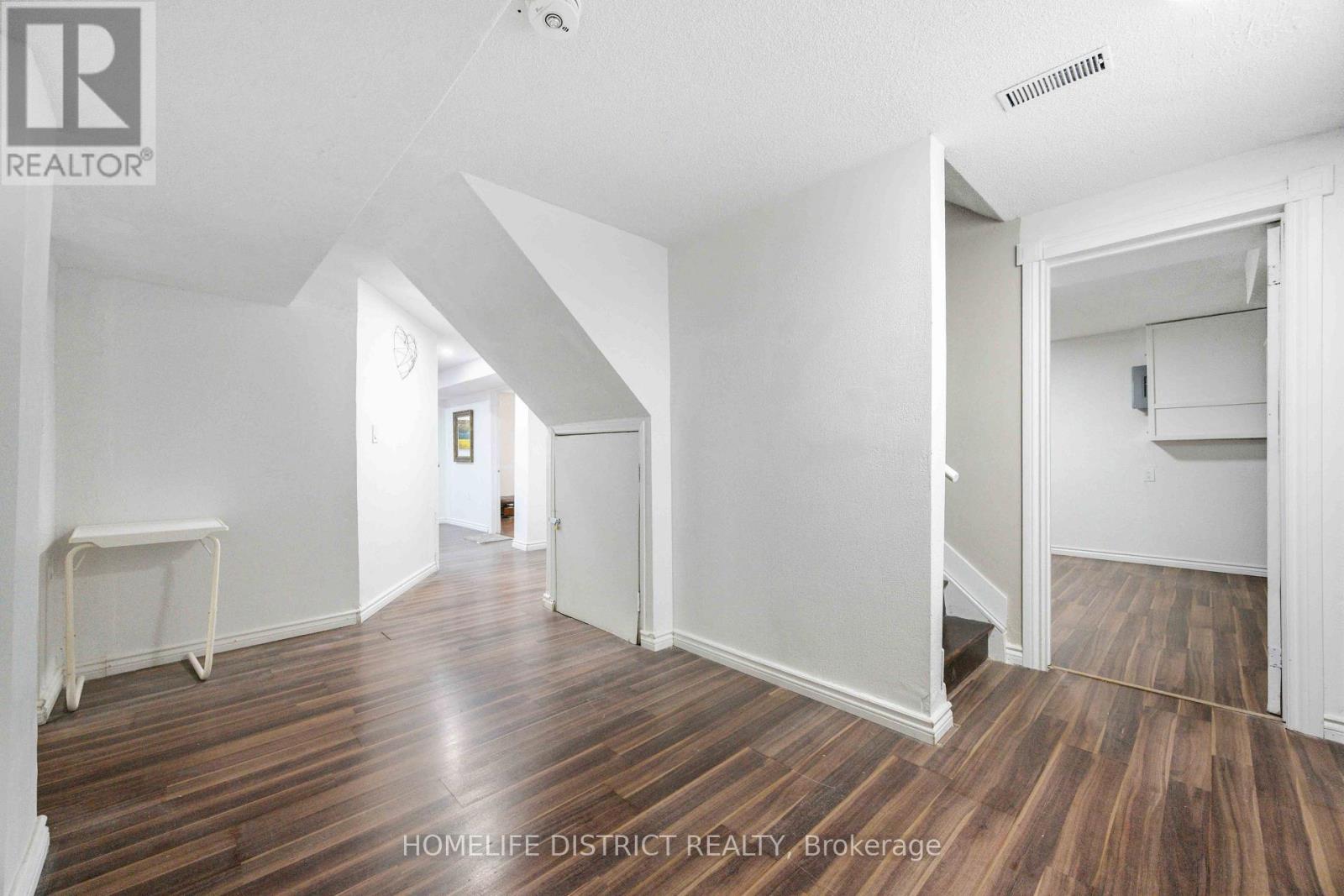 579 Sheppard Avenue, Pickering, Ontario  L1V 1G1 - Photo 14 - E13205460