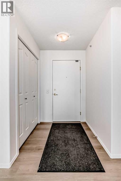 412, 5000 Somervale Court Sw, Calgary, Alberta  T2Y 4M1 - Photo 13 - A2314389
