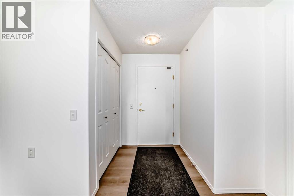 412, 5000 Somervale Court Sw, Calgary, Alberta  T2Y 4M1 - Photo 12 - A2314389