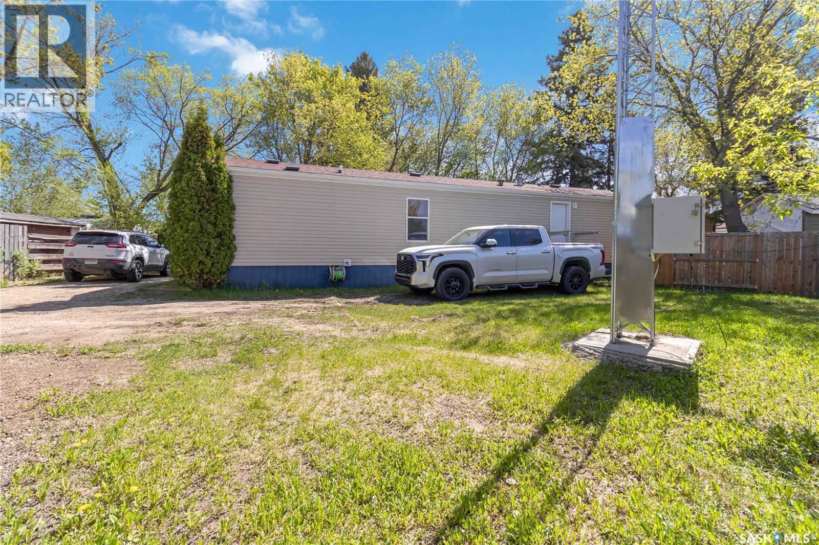 136 219 Grant Street, Saskatoon, Saskatchewan  S7N 2A5 - Photo 3 - SK037382