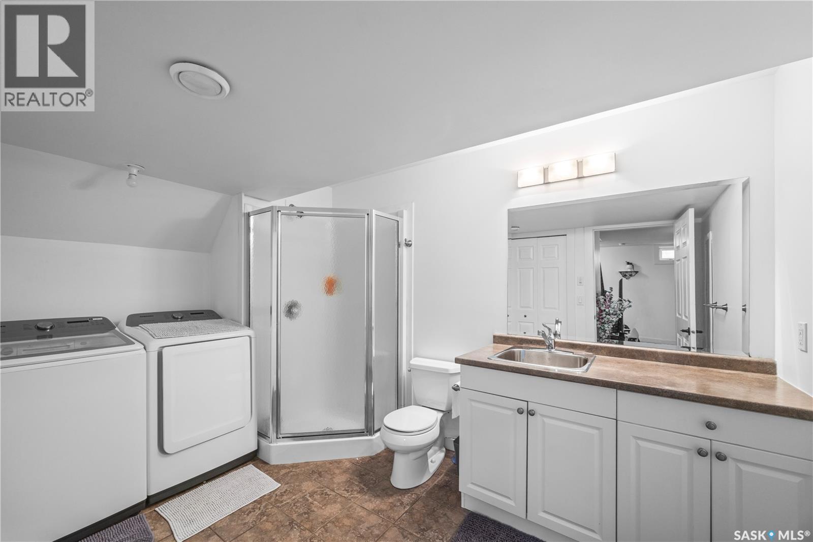 222 Stepney Crescent, Saskatoon, Saskatchewan  S7T 0A5 - Photo 32 - SK037327
