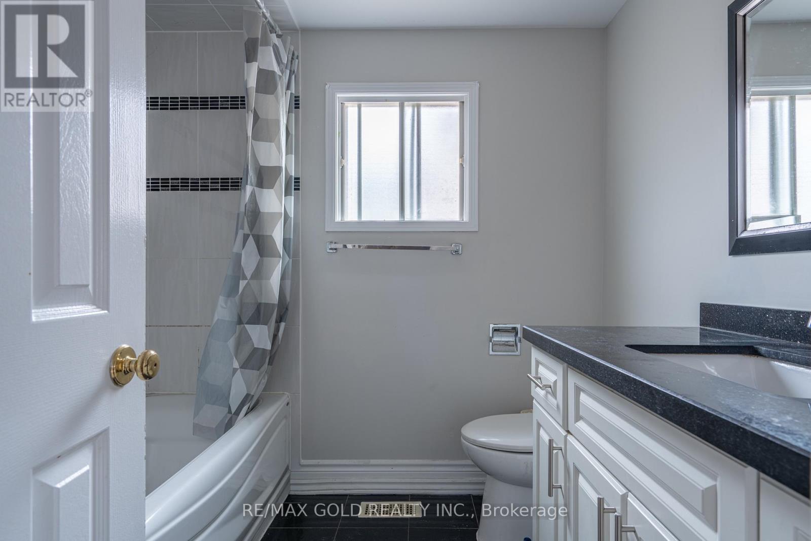 71 Ravenswood Drive, Brampton, Ontario  L6Y 4A1 - Photo 36 - W13165926
