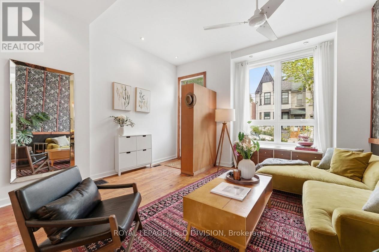 41 NOBLE STREET, Toronto, Ontario