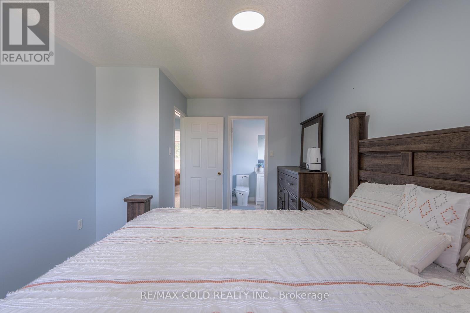 52 Brower Court, Brampton, Ontario  L6Z 4S6 - Photo 17 - W13175950