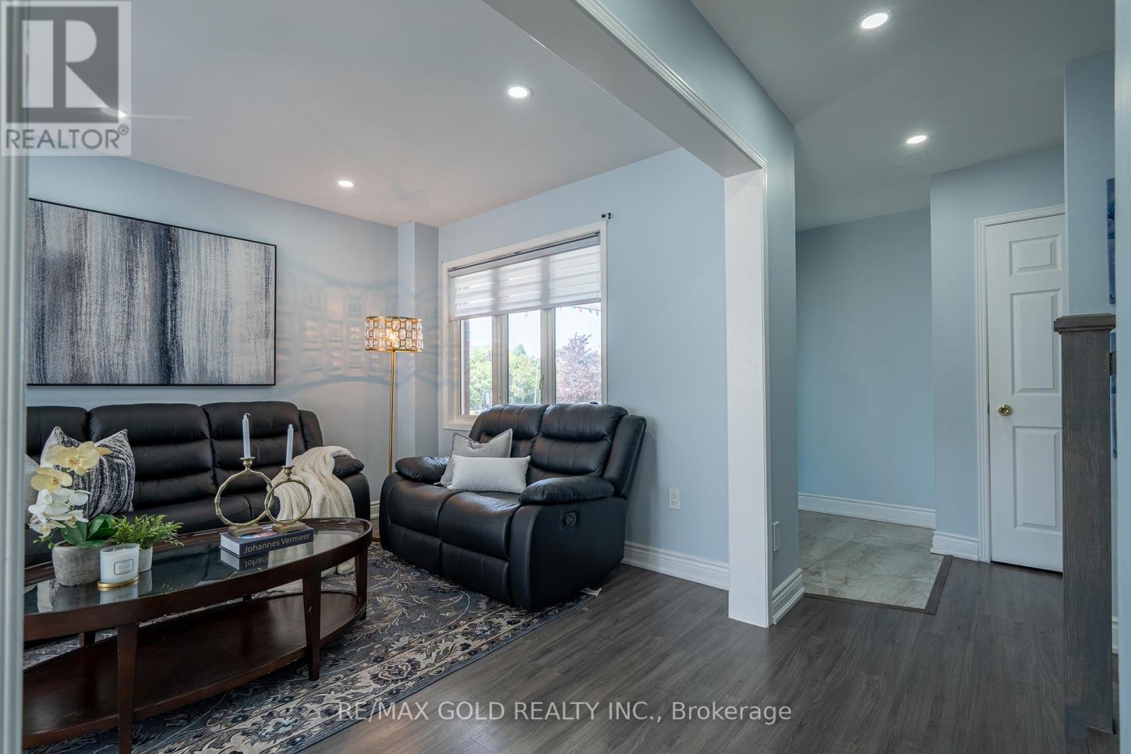 52 Brower Court, Brampton, Ontario  L6Z 4S6 - Photo 5 - W13175950