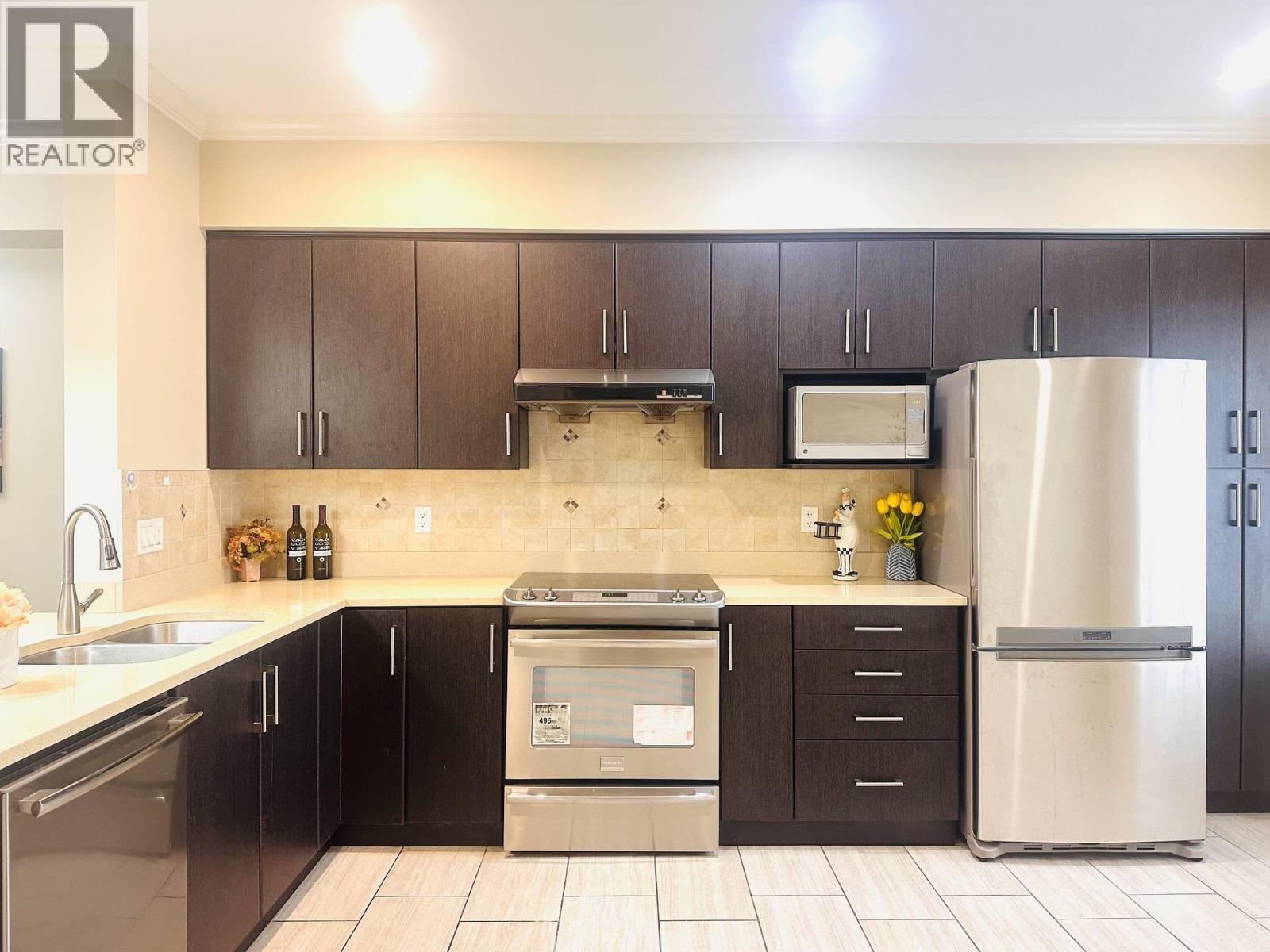 16 9811 Ferndale Road, Richmond, British Columbia  V6Y 1X4 - Photo 3 - R3128973