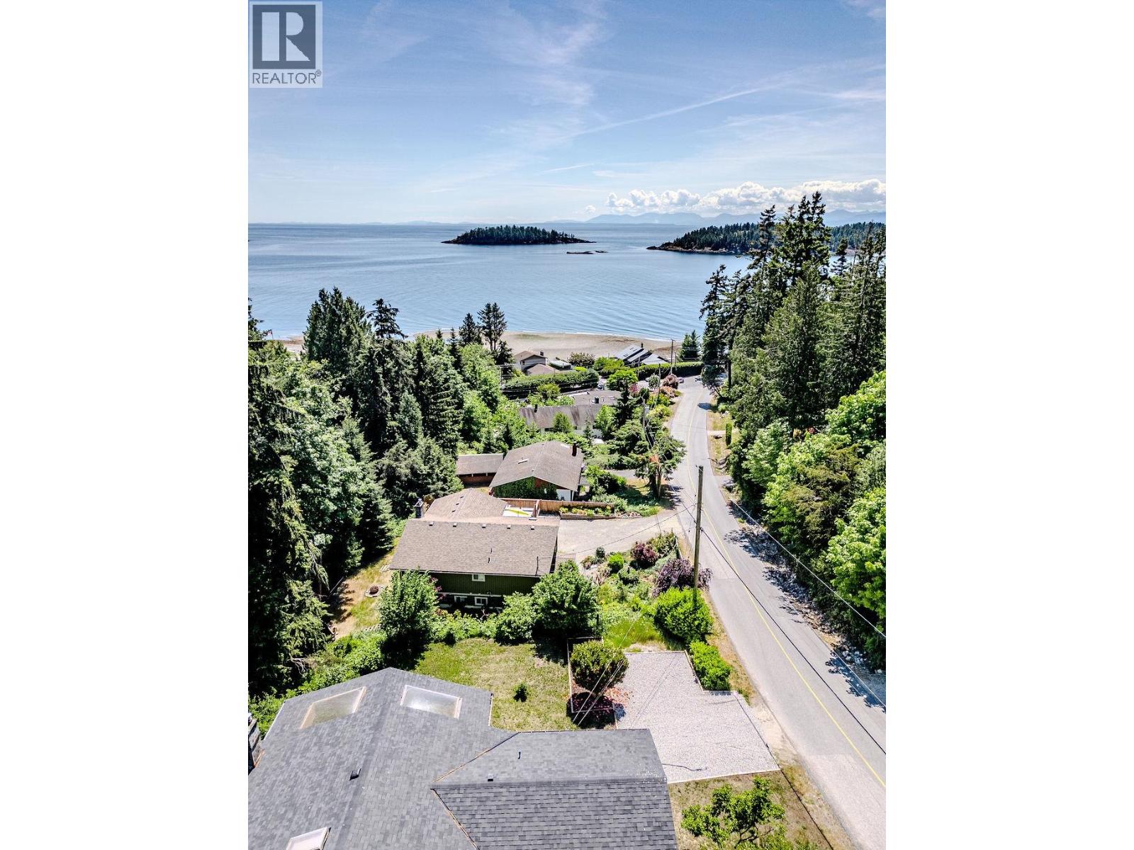 5454 Wakefield Road, Sechelt, British Columbia  V0N 3A8 - Photo 5 - R3128992