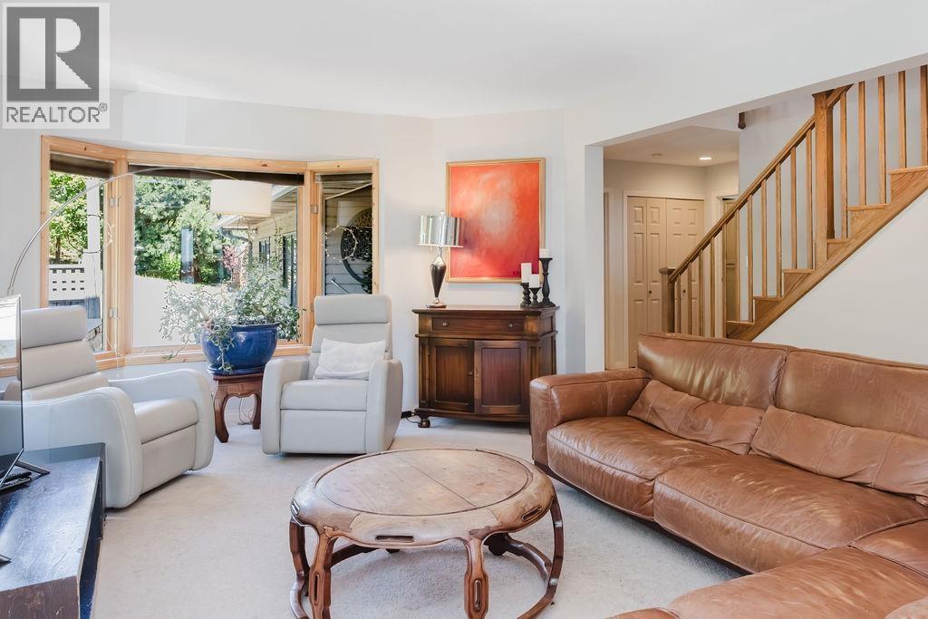 5454 Wakefield Road, Sechelt, British Columbia  V0N 3A8 - Photo 8 - R3128992