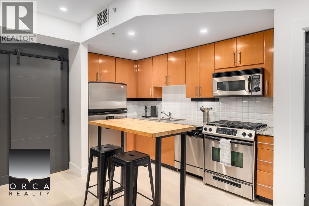 301 168 E Esplanade Avenue, North Vancouver, British Columbia  V7L 4X8 - Photo 10 - R3129003